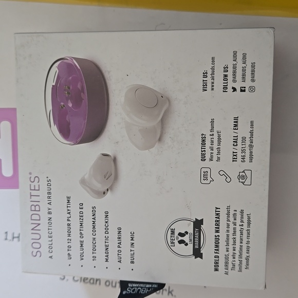 Soundness TRUE WIRELESS Earbuds - Picture 2 of 3